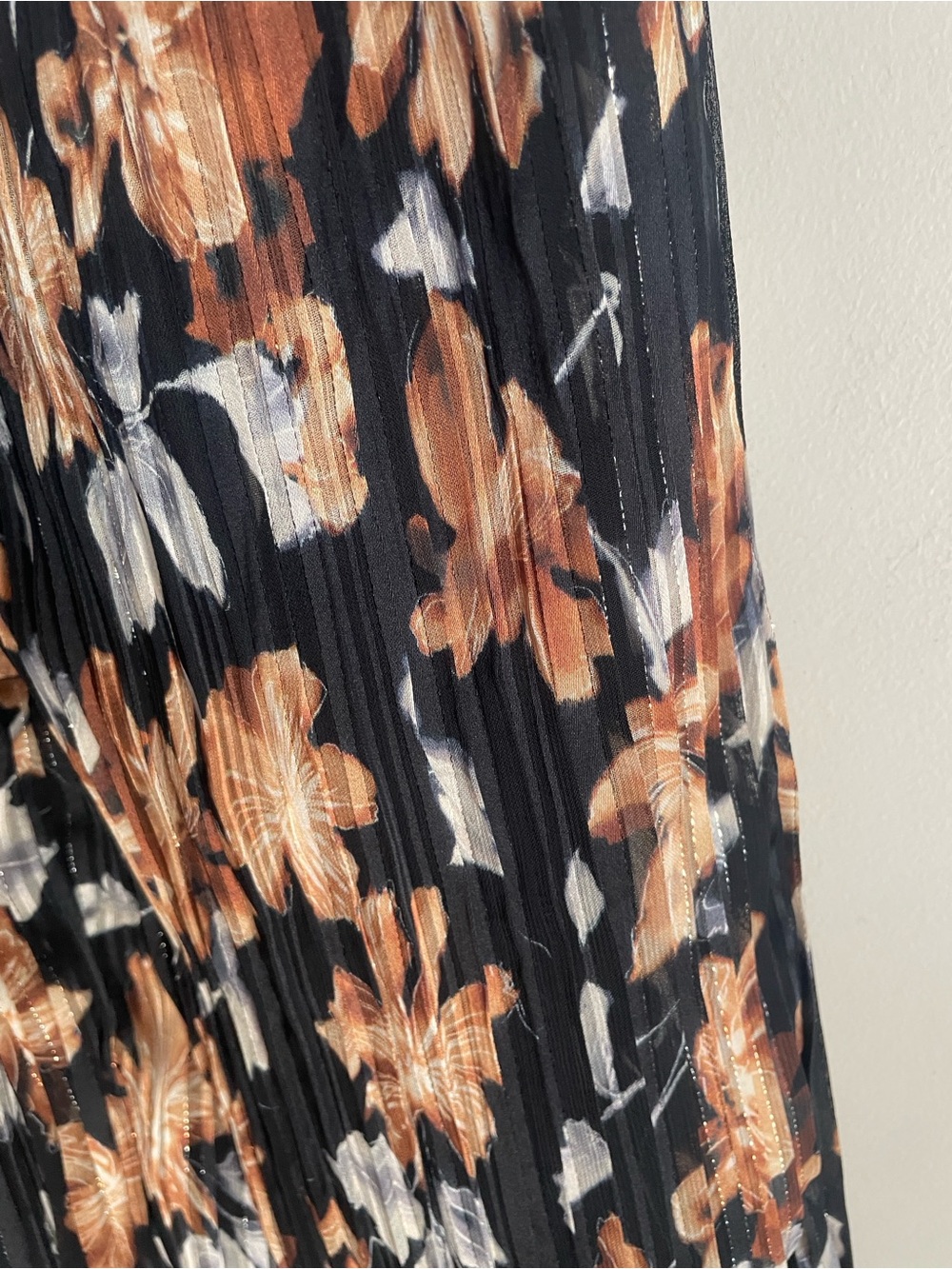 Lulus Gardena Black Floral Pleated Cross-Front Halter Midi Dress - Picture 12 of 16